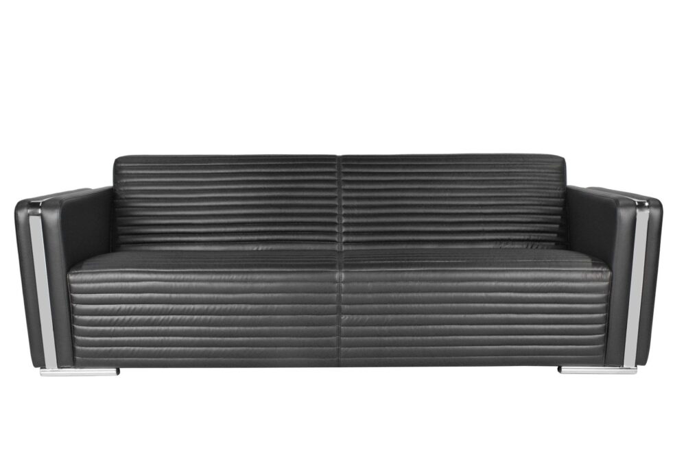 6987fe0e3a404f89b30e832f443eb6c4-jpg