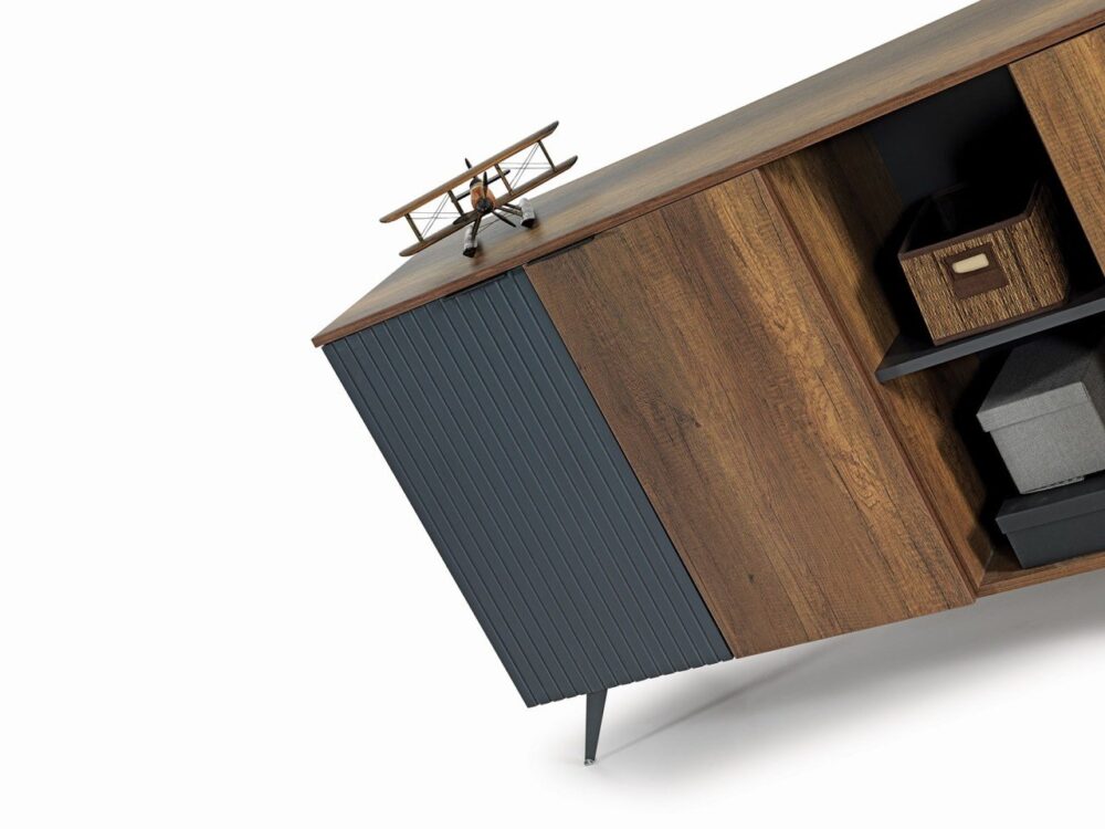 a05b4be234a24c4384f695501304f351-jpg